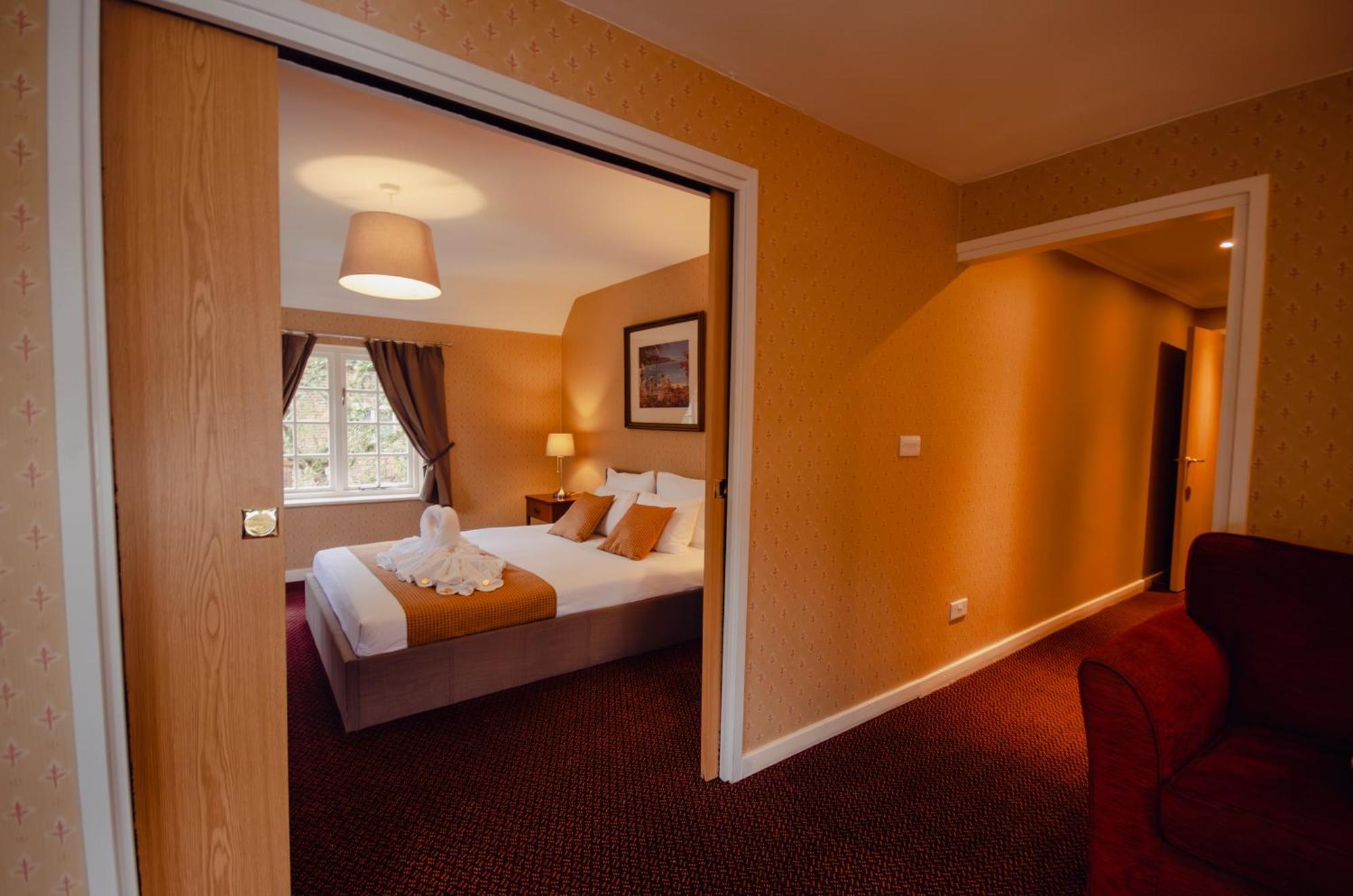 Howfield Manor Hotel Canterbury Exterior photo