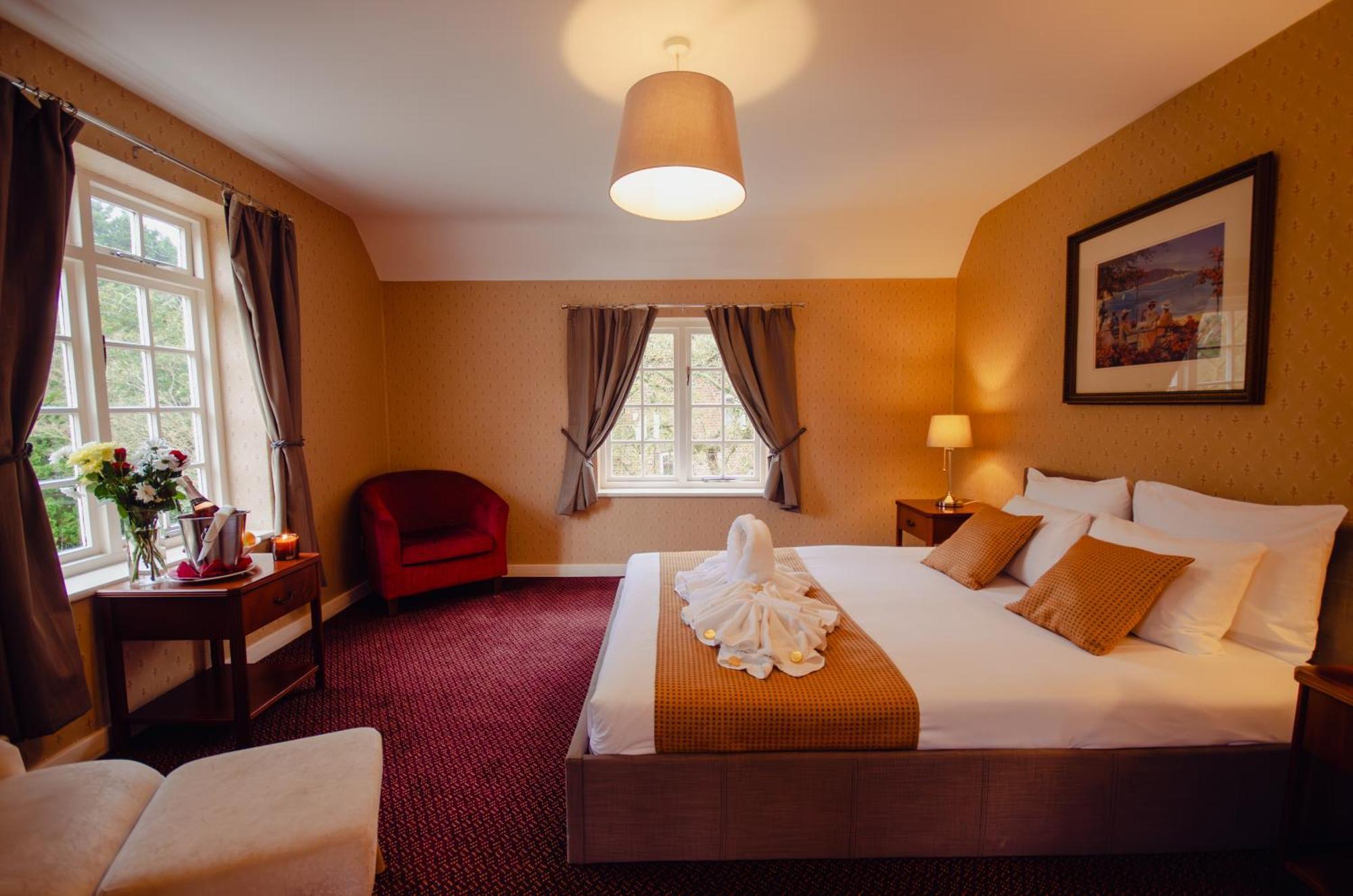 Howfield Manor Hotel Canterbury Exterior photo